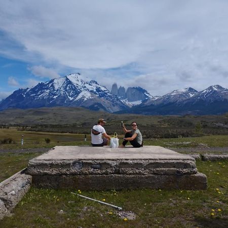 Goiien House Ostello Torres del Paine National Park Esterno foto