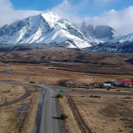 Goiien House Ostello Torres del Paine National Park Esterno foto