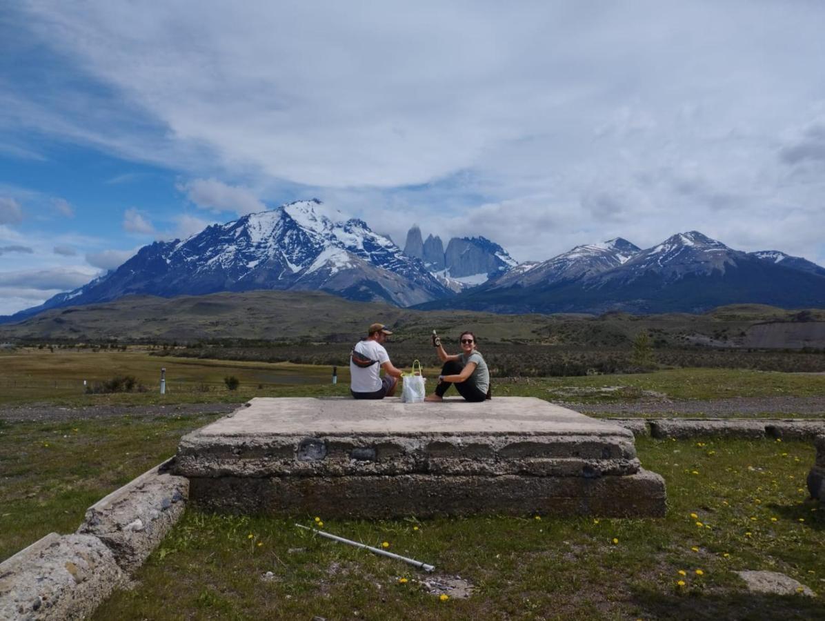 Goiien House Ostello Torres del Paine National Park Esterno foto