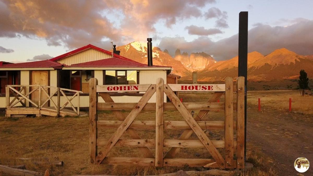 Goiien House Ostello Torres del Paine National Park Esterno foto